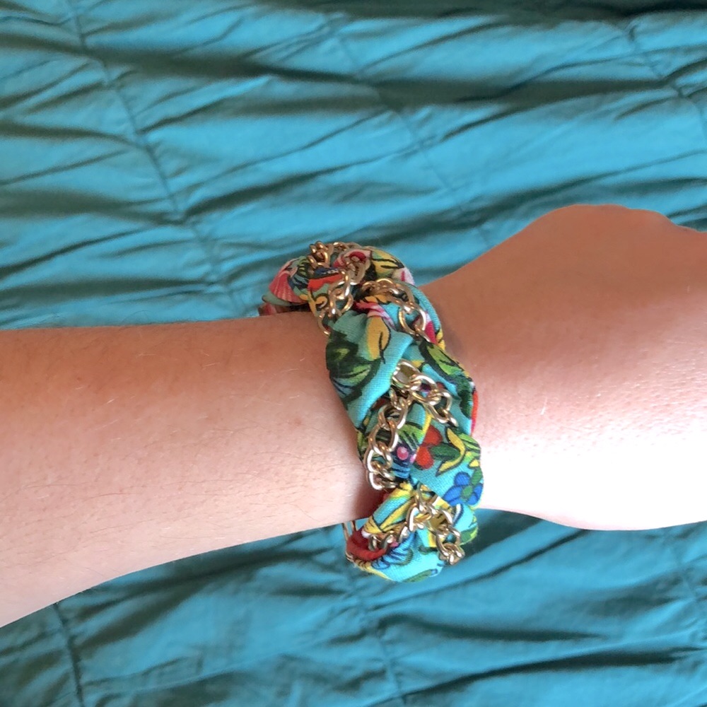 HM Braided Bracelet Nwot 8$